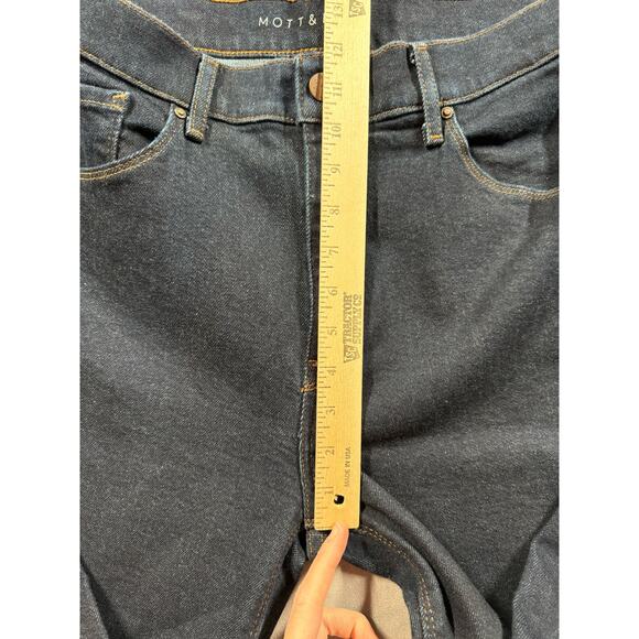 Mott and Bow Mom Grand Jeans Womens Size 31 High Rise Dark Wash Denim Stretch - Picture 7 of 12